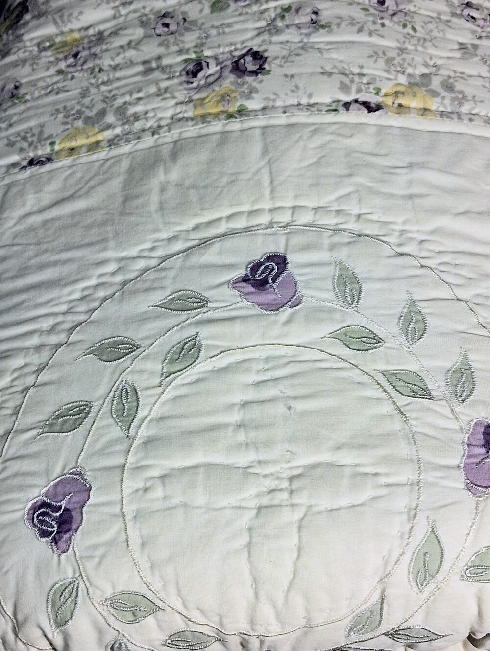 Floral "102" X 90" Vintage Shabby Chic Lavender and Yellow Geometric Quilt - Picture 4 of 16